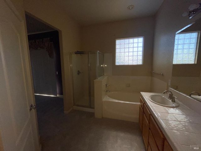 1443 Fullerton Dr, Fairfield, CA 94533