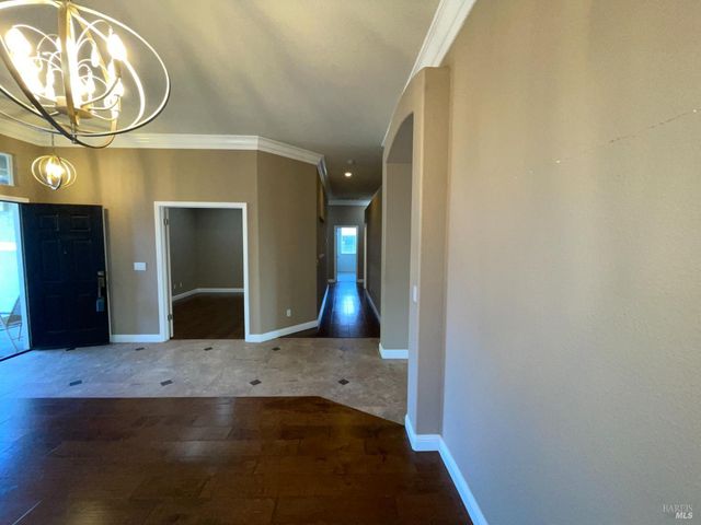 1443 Fullerton Dr, Fairfield, CA 94533