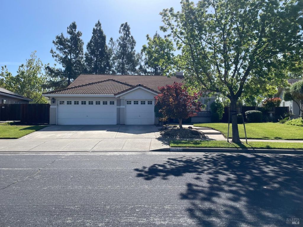 1443 Fullerton Dr, Fairfield, CA 94533