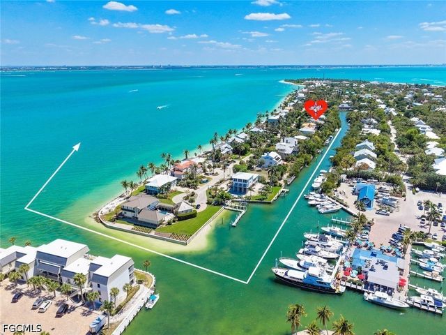 545 Lighthouse WAY, Sanibel, FL 33957