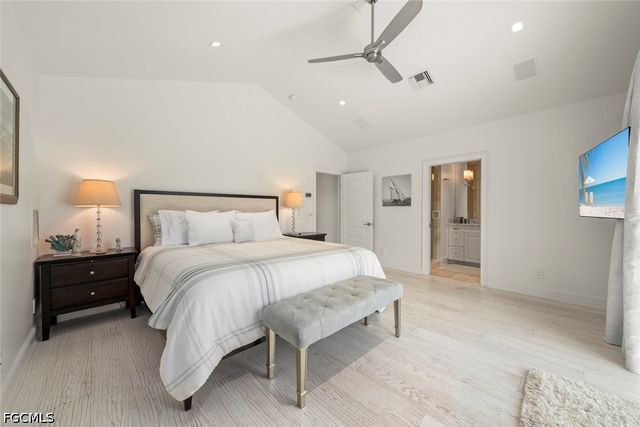 545 Lighthouse WAY, Sanibel, FL 33957