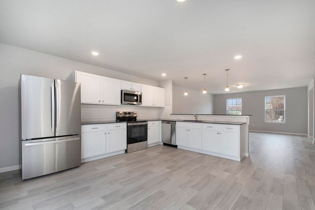 1005 Foxglove Avenue, Vicksburg Vllg, MI 49097