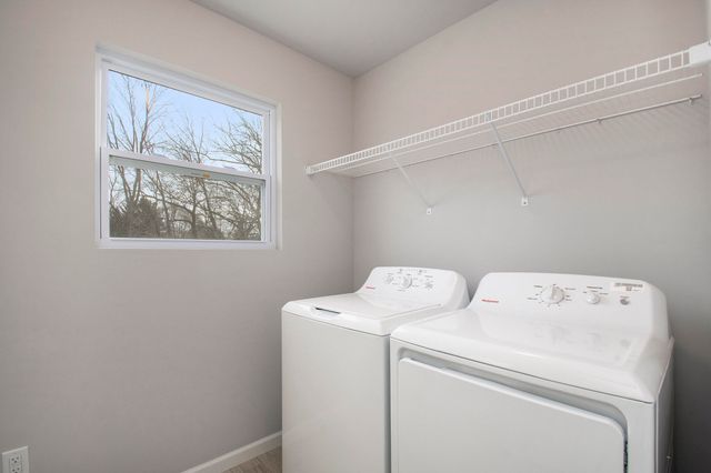 1005 Foxglove Avenue, Vicksburg Vllg, MI 49097