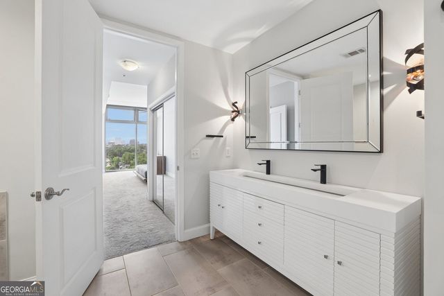 270 17th Street NW 1403, Atlanta, GA 30363