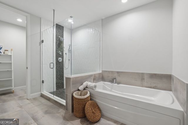 270 17th Street NW 1403, Atlanta, GA 30363
