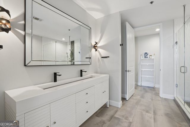 270 17th Street NW 1403, Atlanta, GA 30363