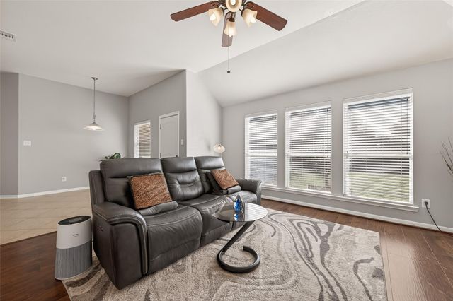 20607 Granger Bluff, Cypress, TX 77433