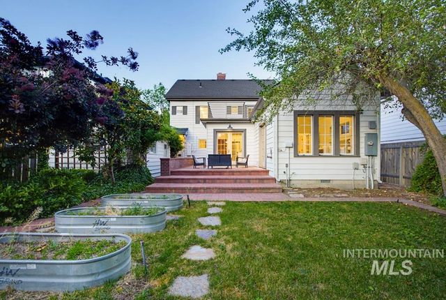 915 N 17th St, Boise, ID 83702