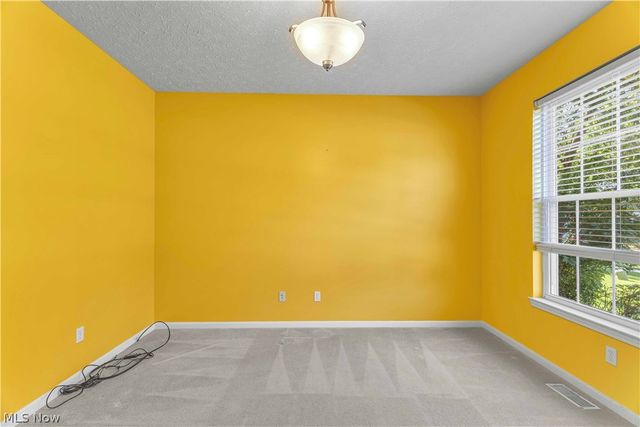 199 Highland Avenue, Avon Lake, OH 44012