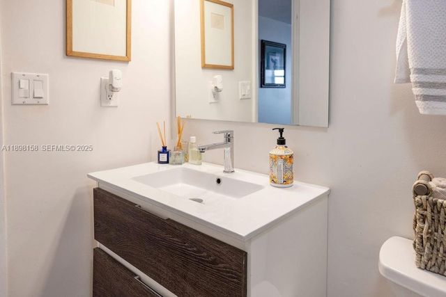 1300 Saint Charles Place PH12, Pembroke Pines, FL 33026