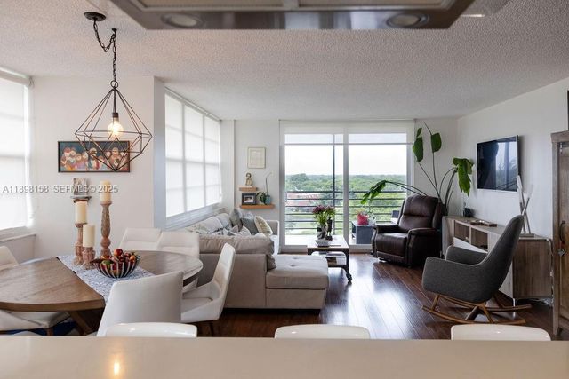 1300 Saint Charles Place PH12, Pembroke Pines, FL 33026