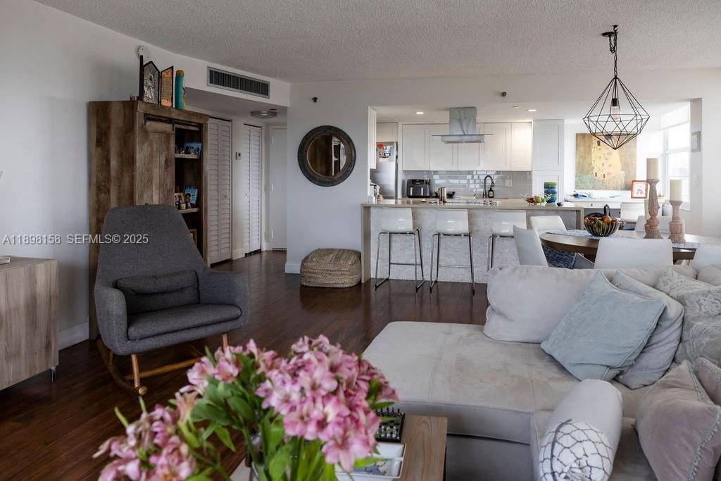 1300 Saint Charles Place PH12, Pembroke Pines, FL 33026