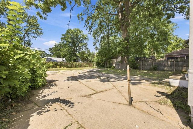 5727 University Place, Detroit, MI 48224
