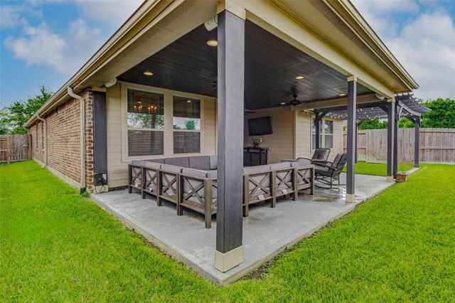 8319 Silent Deep Drive, Rosenberg, TX 77469