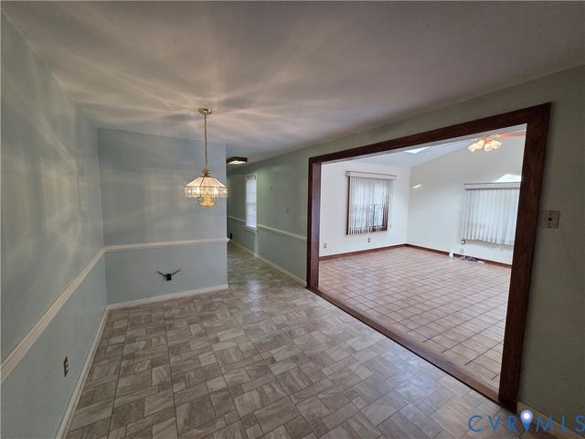 621 Blakeston Dr, North Chesterfield, VA 23236