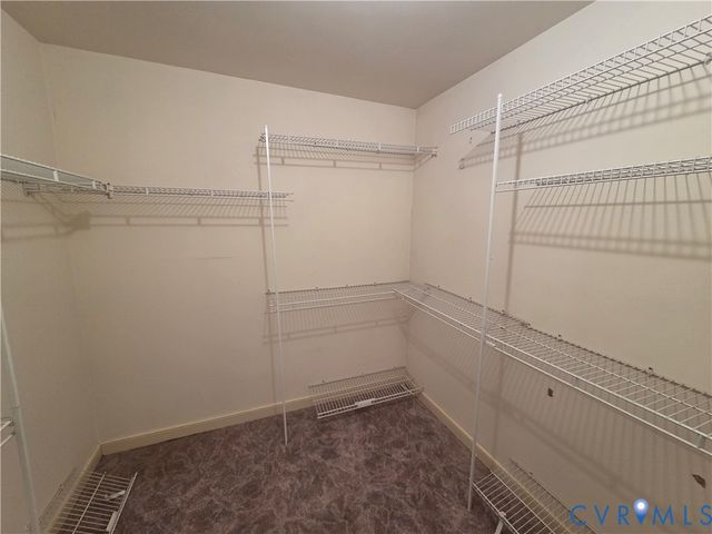 621 Blakeston Dr, North Chesterfield, VA 23236