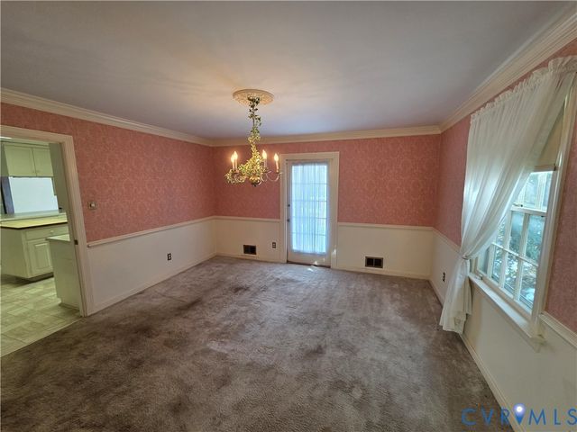 621 Blakeston Dr, North Chesterfield, VA 23236