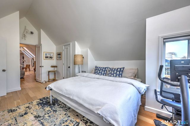 8 Seaside Avenue 8, Milford, CT 06460