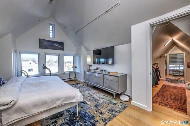 8 Seaside Avenue 8, Milford, CT 06460