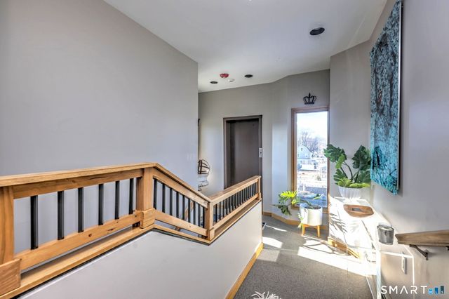 8 Seaside Avenue 8, Milford, CT 06460