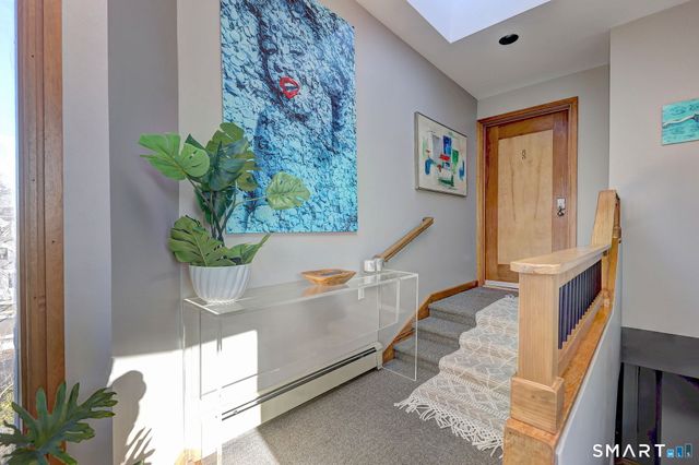 8 Seaside Avenue 8, Milford, CT 06460