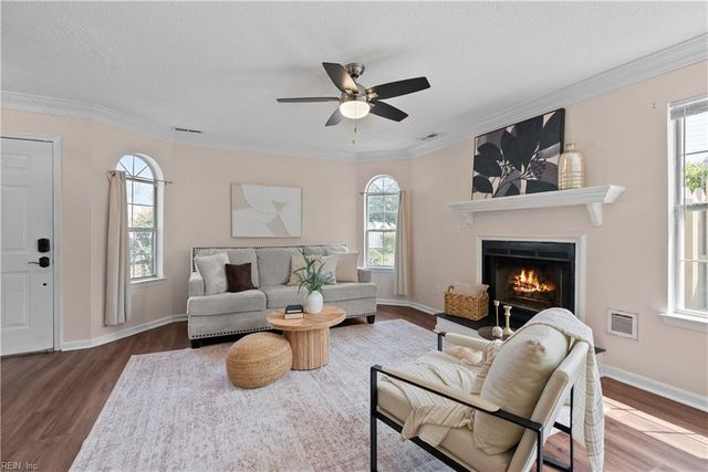 1753 Pattington CIR, Virginia Beach, VA 23454