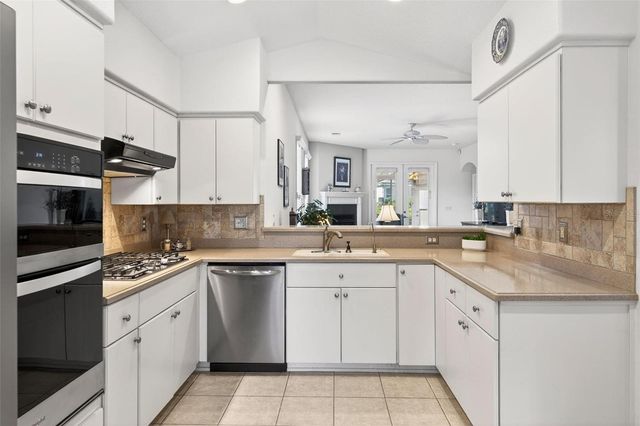 5389 AURORA DRIVE, Leesburg, FL 34748