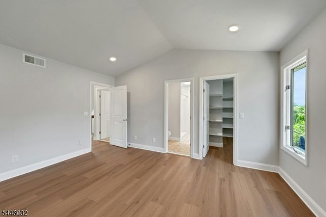 32 Adler Ct, Rockaway Boro, NJ 07866