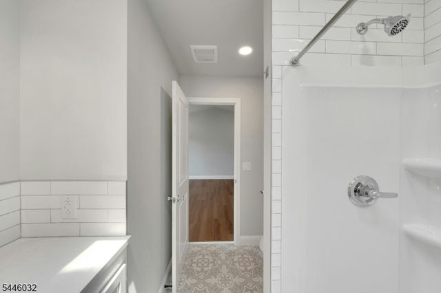 32 Adler Ct, Rockaway Boro, NJ 07866