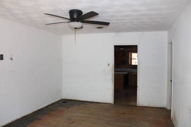 1517 Camellia Drive, Arlington, TX 76013