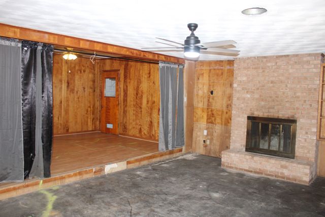 1517 Camellia Drive, Arlington, TX 76013