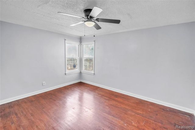 1916 Wood Street, Saginaw, MI 48602