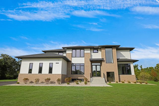 23589 N Owl Court, Lake Barrington, IL 60010