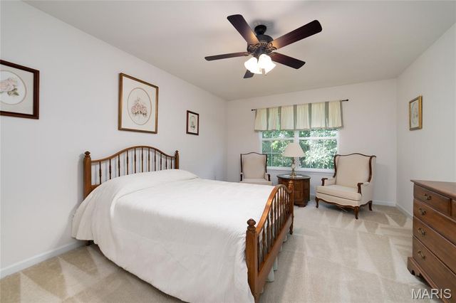 459 Newport Drive, St Peters, MO 63376