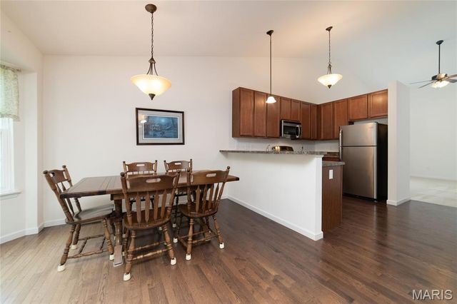 459 Newport Drive, St Peters, MO 63376