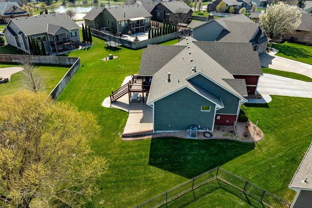 542 S Fawnwood CT, Wichita, KS 67235