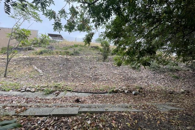 6447 Lake Athabaska, San Diego, CA 92119