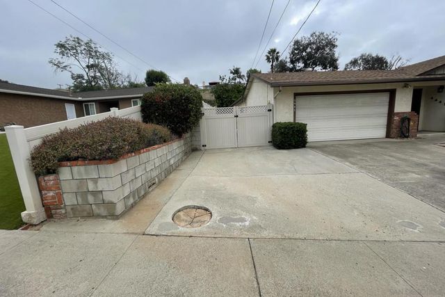 6447 Lake Athabaska, San Diego, CA 92119