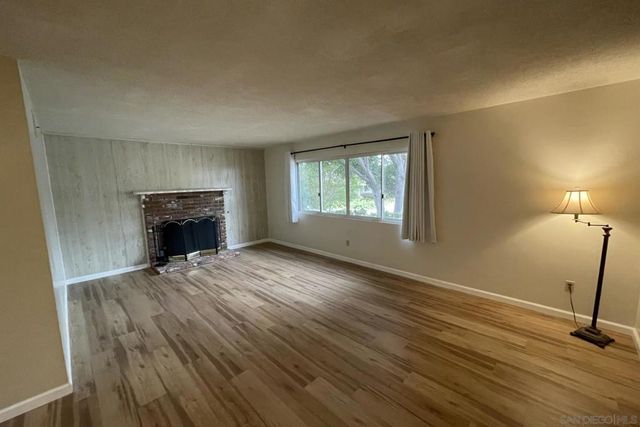 6447 Lake Athabaska, San Diego, CA 92119