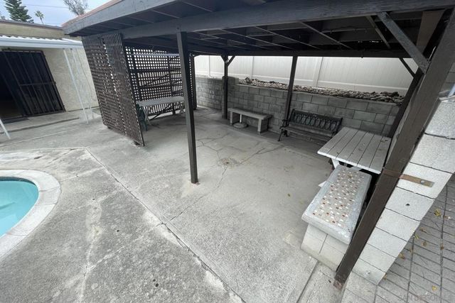 6447 Lake Athabaska, San Diego, CA 92119