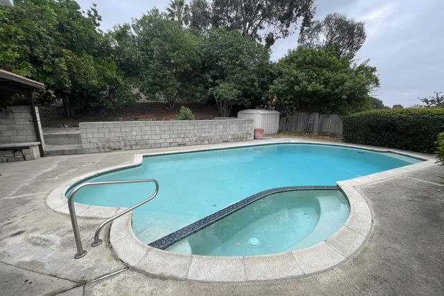 6447 Lake Athabaska, San Diego, CA 92119