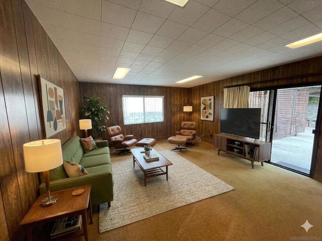 6447 Lake Athabaska, San Diego, CA 92119