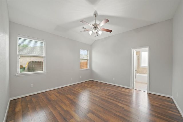 1904 Vineyard Bend Court, Pearland, TX 77581