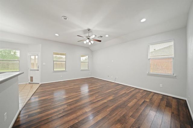 1904 Vineyard Bend Court, Pearland, TX 77581