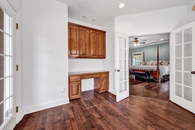 914 BEAVER CREEK RD, Brighton, TN 38011