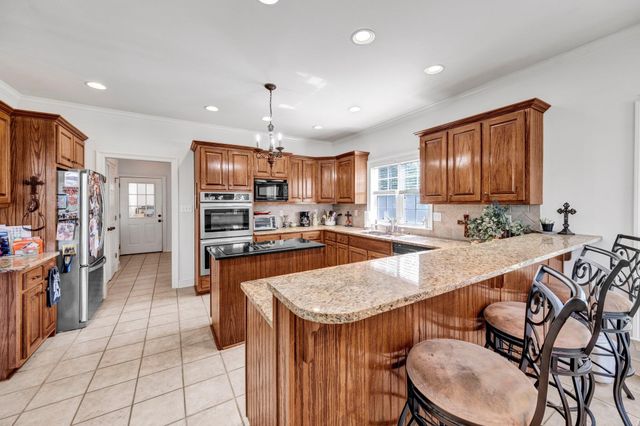 914 BEAVER CREEK RD, Brighton, TN 38011