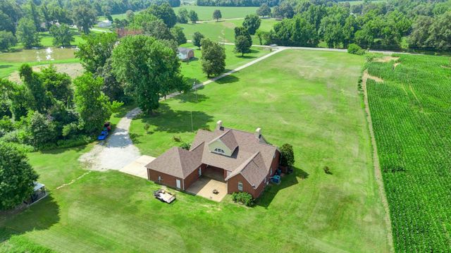 914 BEAVER CREEK RD, Brighton, TN 38011