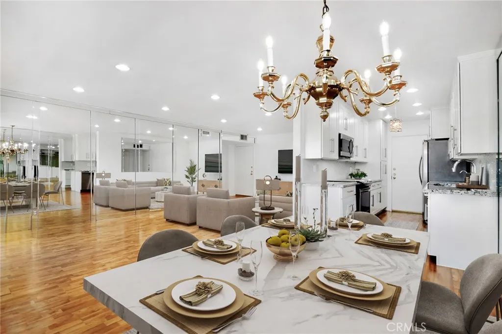 5400 Lindley Avenue 101, Encino, CA 91316