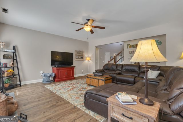 360 Walden Pond Way, Senoia, GA 30276