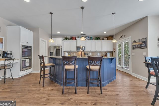 360 Walden Pond Way, Senoia, GA 30276